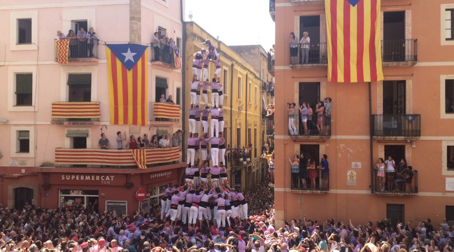 Diada de Sant Magí. 5d9 amb folre de la Colla Jove de Tarragona